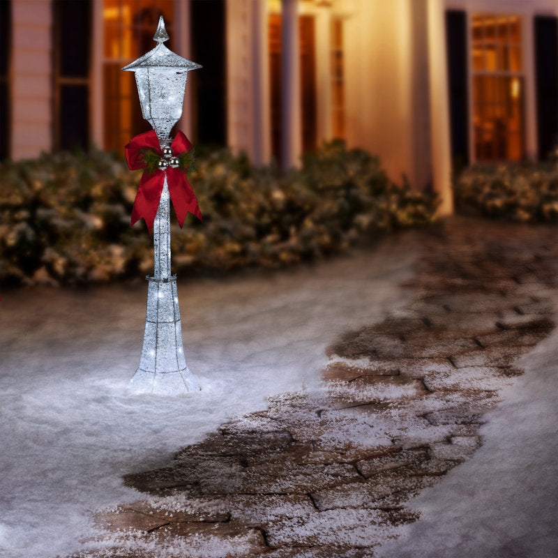 Lamppost LED Lighted Display – Fobsin